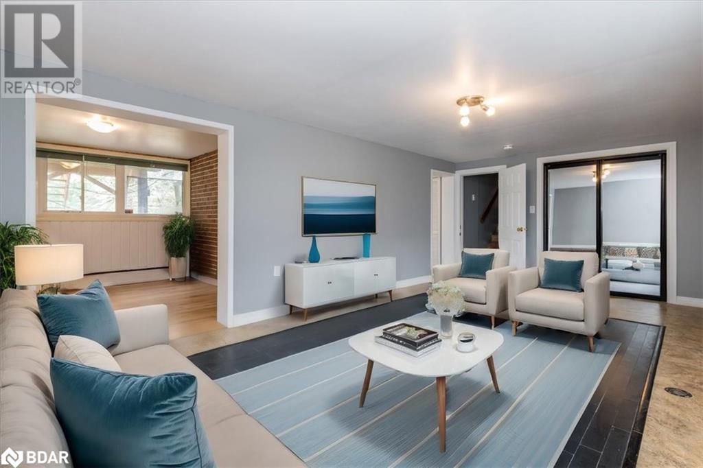 Photo 29 of 46 Eugenia Street, Barrie ON