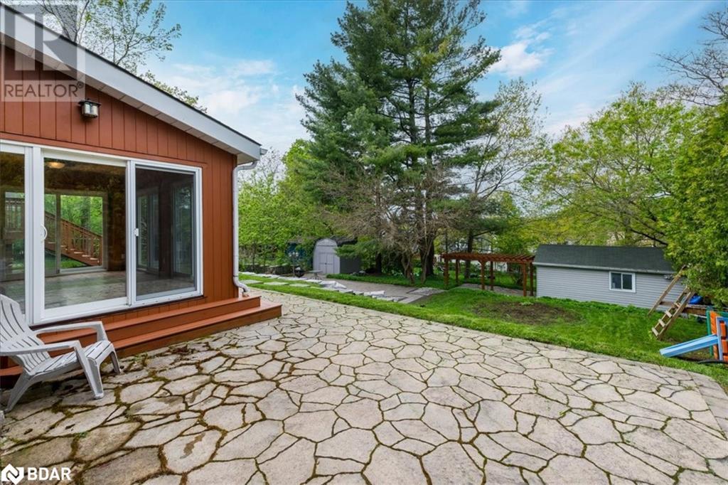 Photo 9 of 46 Eugenia Street, Barrie ON