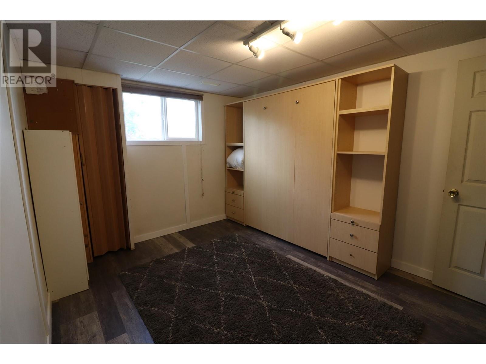 Photo 3 of 425 Pemberton Terrace, Kamloops BC