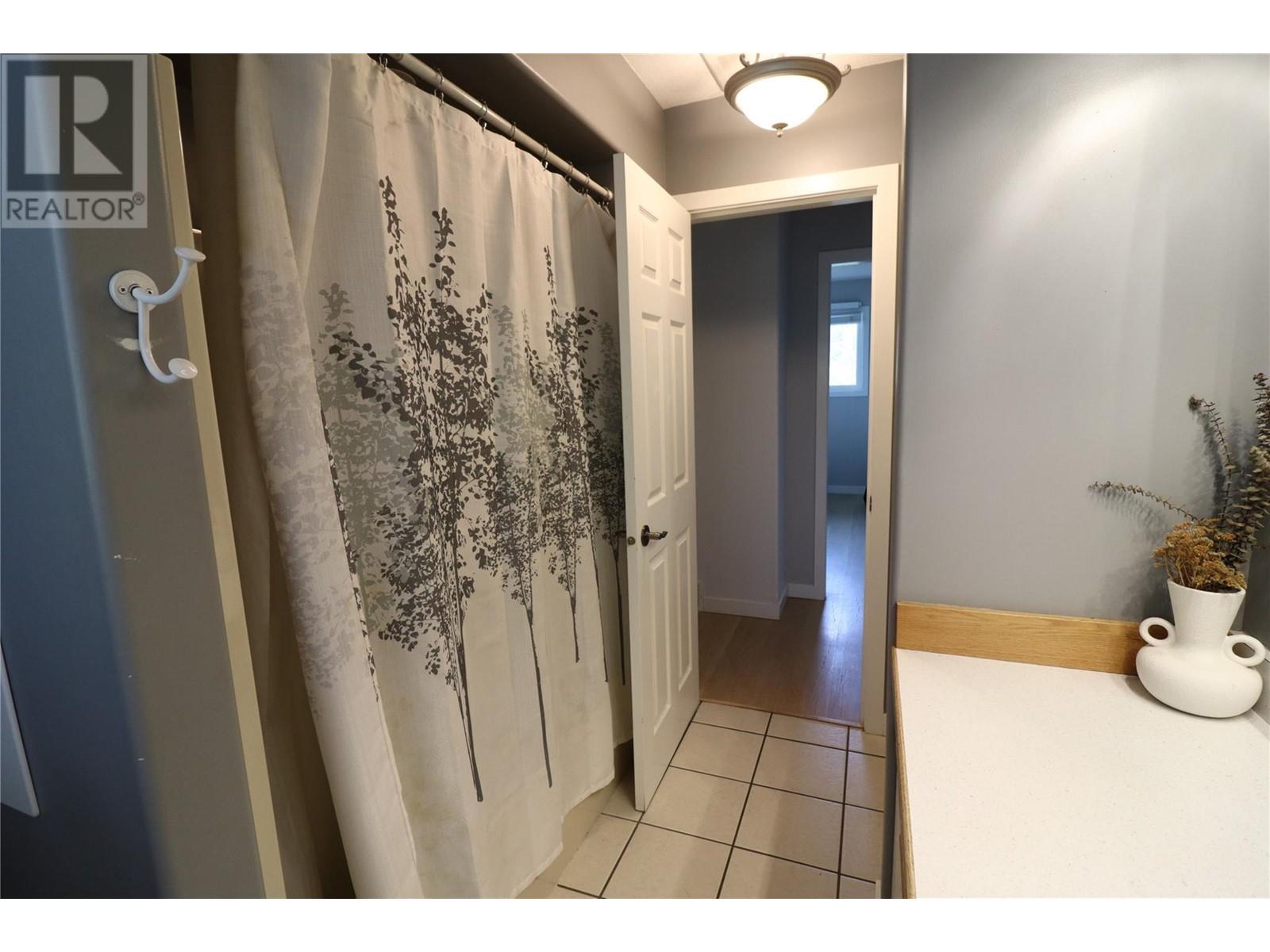 Photo 28 of 425 Pemberton Terrace, Kamloops BC