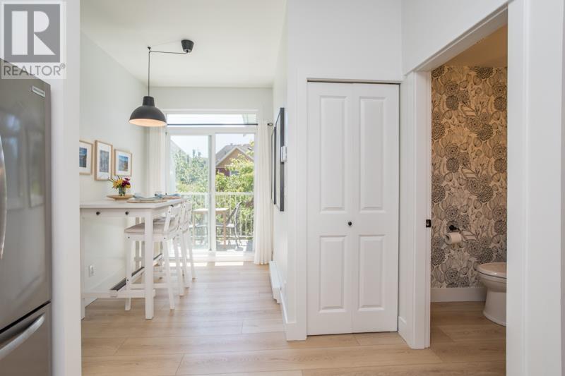 #64-6300 LONDON Road, Richmond