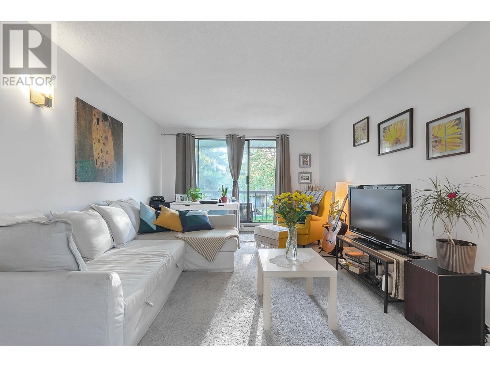 #202-8511 ACKROYD Road, Richmond