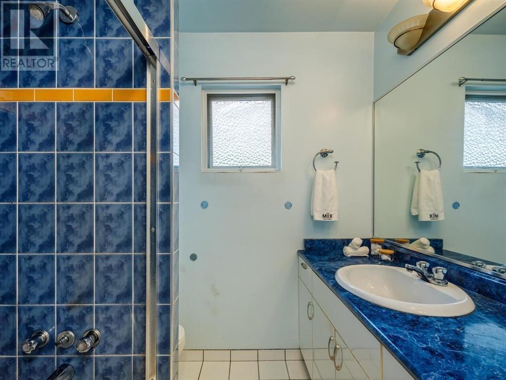 Photo 5 of 3687 E 26th Avenue, Vancouver BC