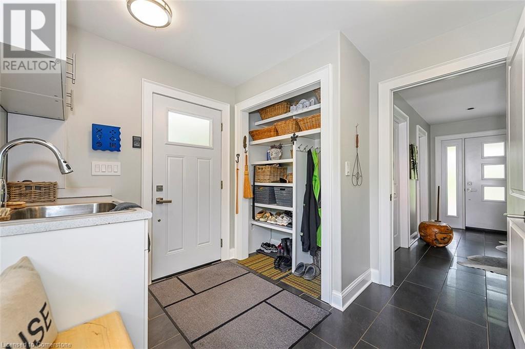 Photo 14 of 8495 Appleby Line, Milton ON