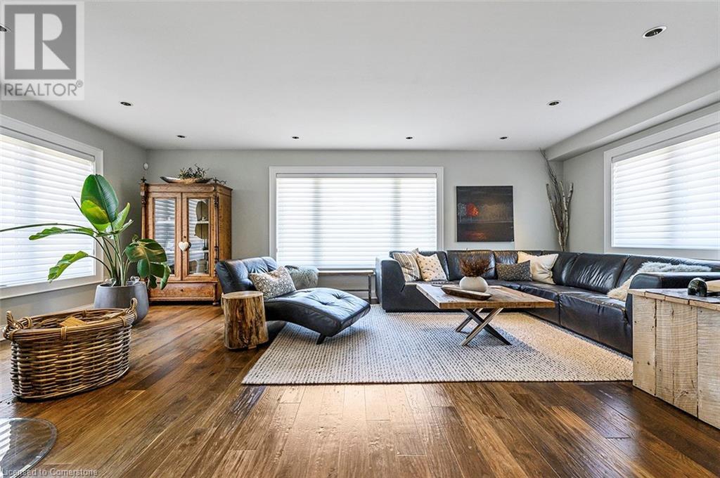 Photo 13 of 8495 Appleby Line, Milton ON