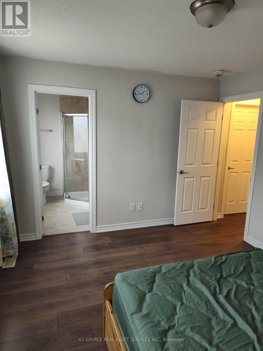 Photo 11 of 202 Conifer Creek Circle, Ottawa ON