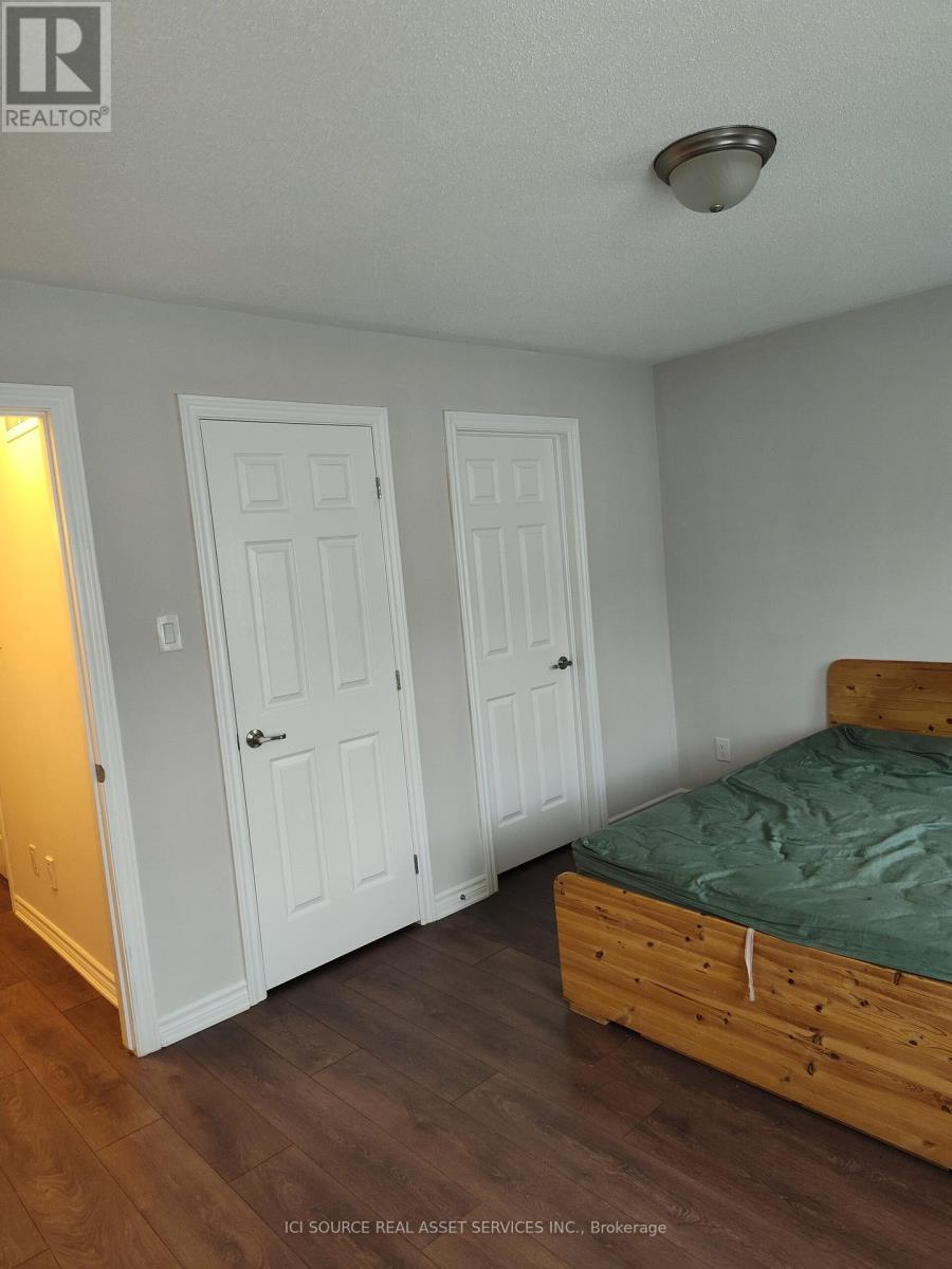 Photo 15 of 202 Conifer Creek Circle, Ottawa ON