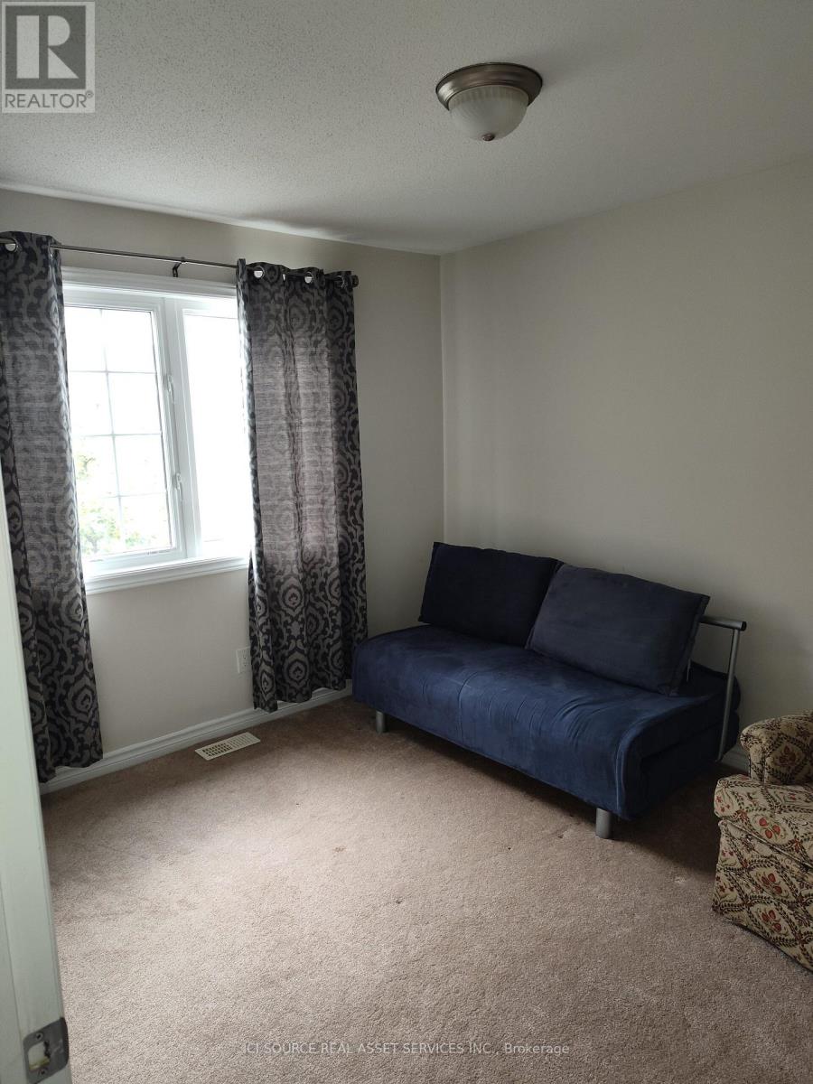 Photo 10 of 202 Conifer Creek Circle, Ottawa ON