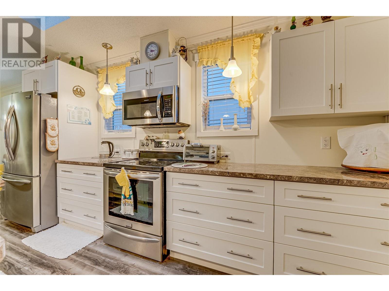 Photo 11 of 1600 43 Avenue Unit 25, Vernon BC