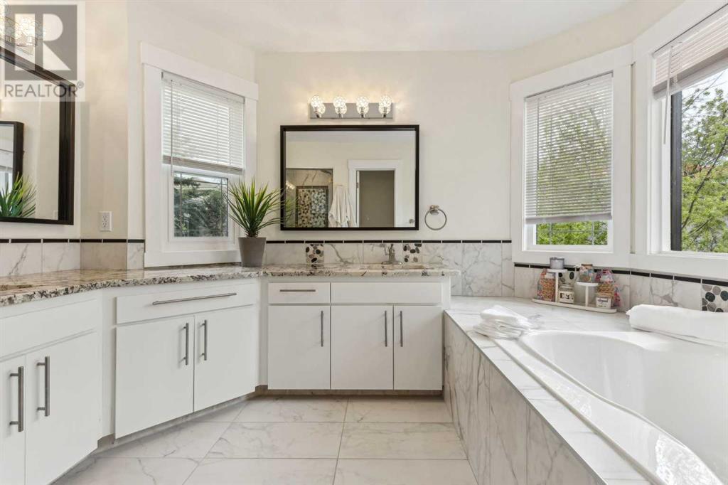 Single Family House for Sale in  Signature Close SW Signal Hill Calgary 