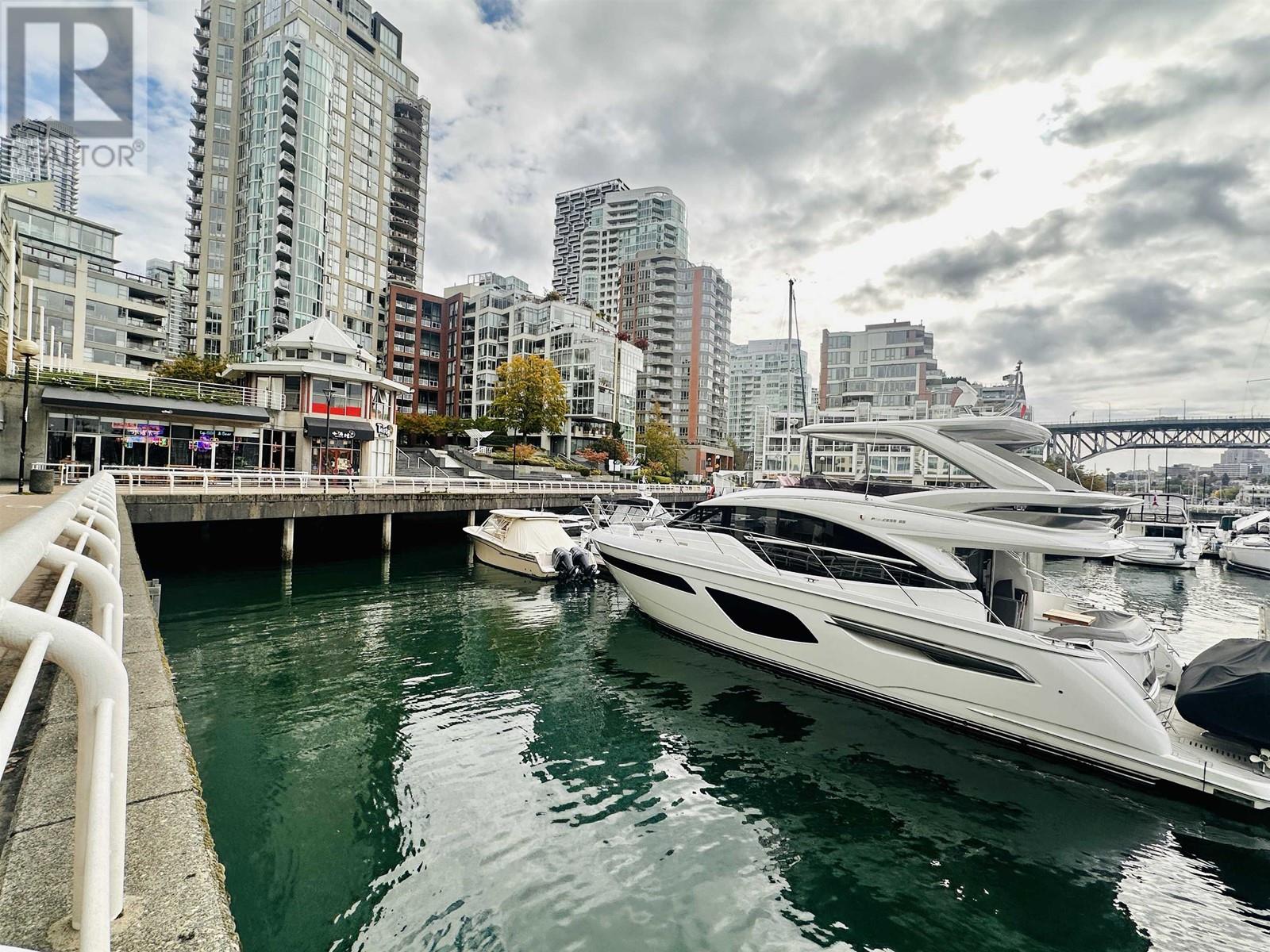 1018 BEACH AVENUE, Vancouver