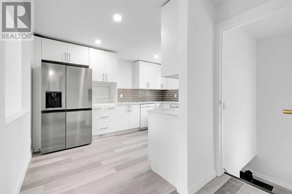 Single Family House Bungalow for Sale in  Dovercliffe Road SE Dover Calgary 