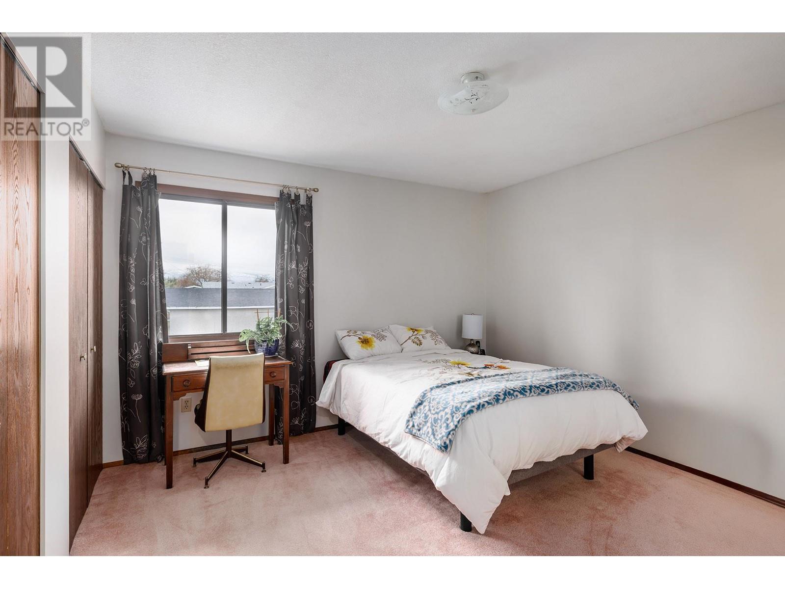  1347 Springfield Road, Kelowna