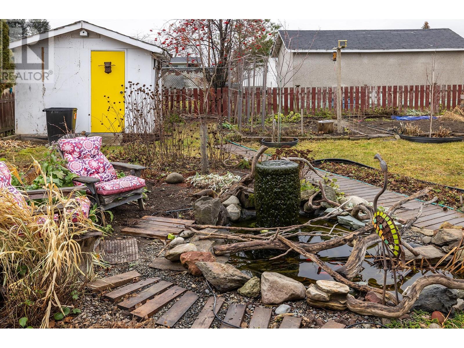  1347 Springfield Road, Kelowna