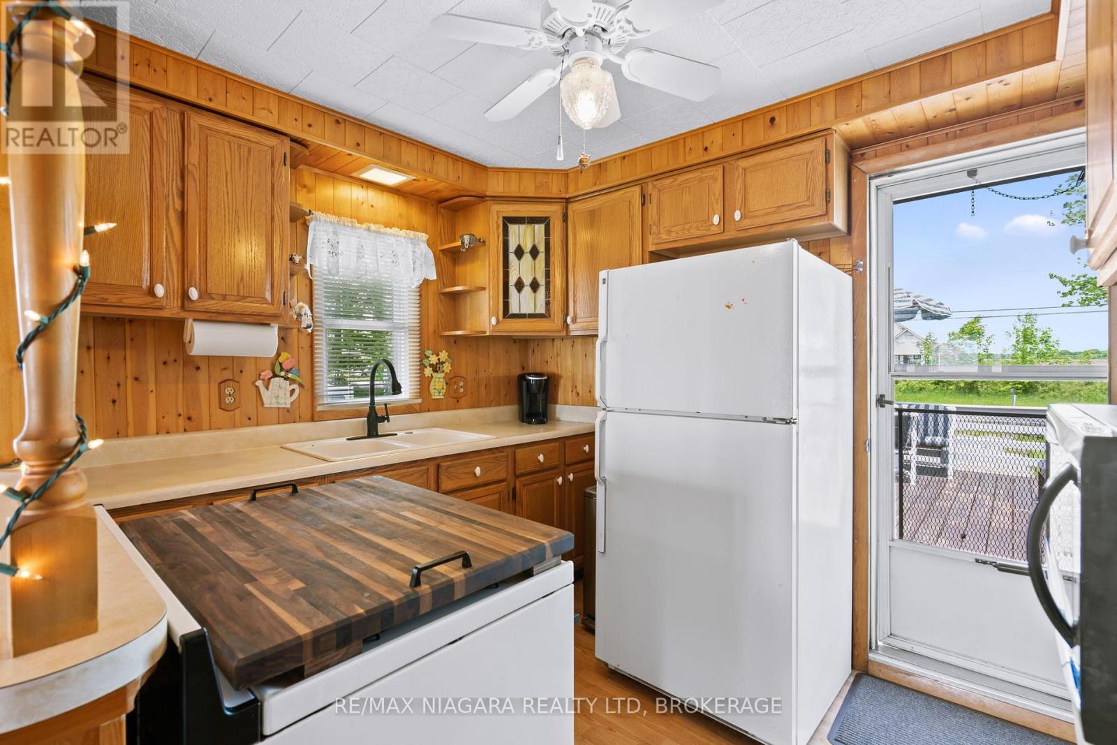 Photo 36 of 12807 12815 Lakeshore Road, Wainfleet ON