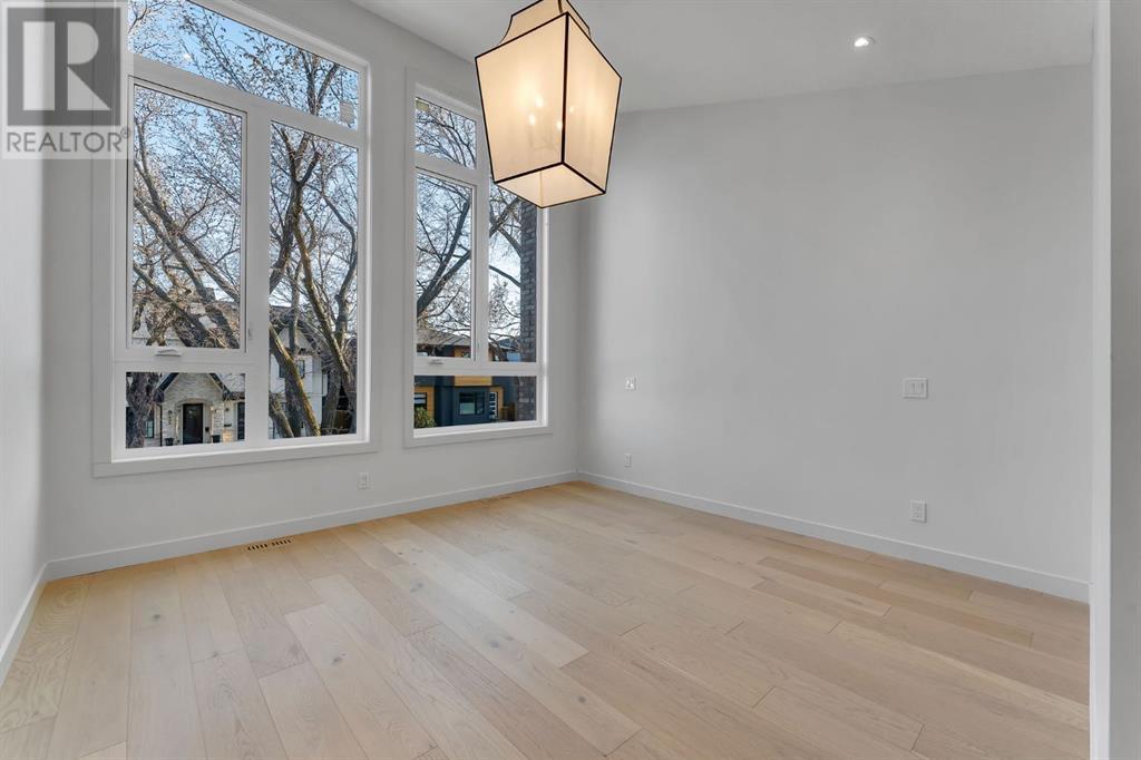 Single Family House for Sale in   Avenue NW Mount Pleasant Calgary 