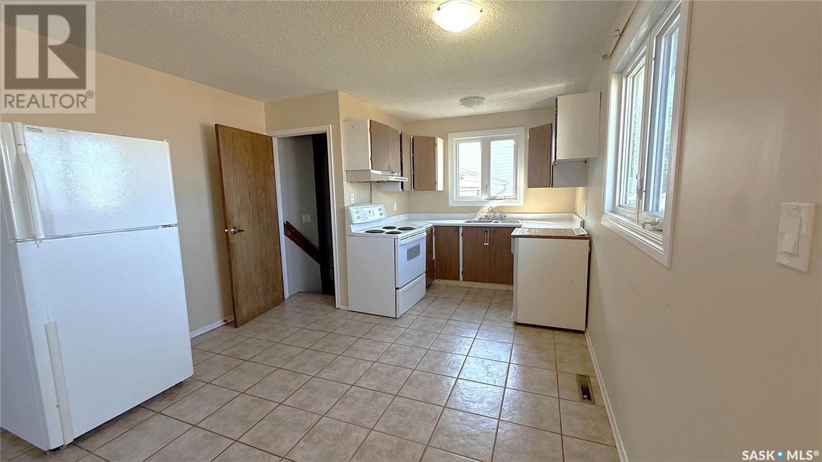 Photo 2 of 1752 110th Street, North Battleford SK