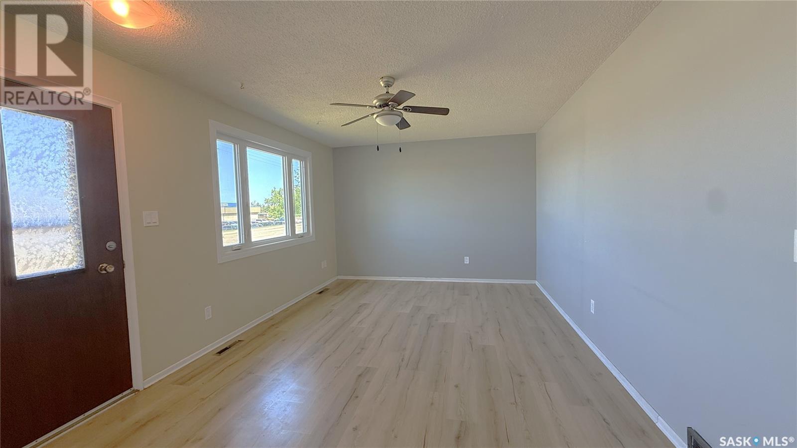 Photo 4 of 1752 110th Street, North Battleford SK