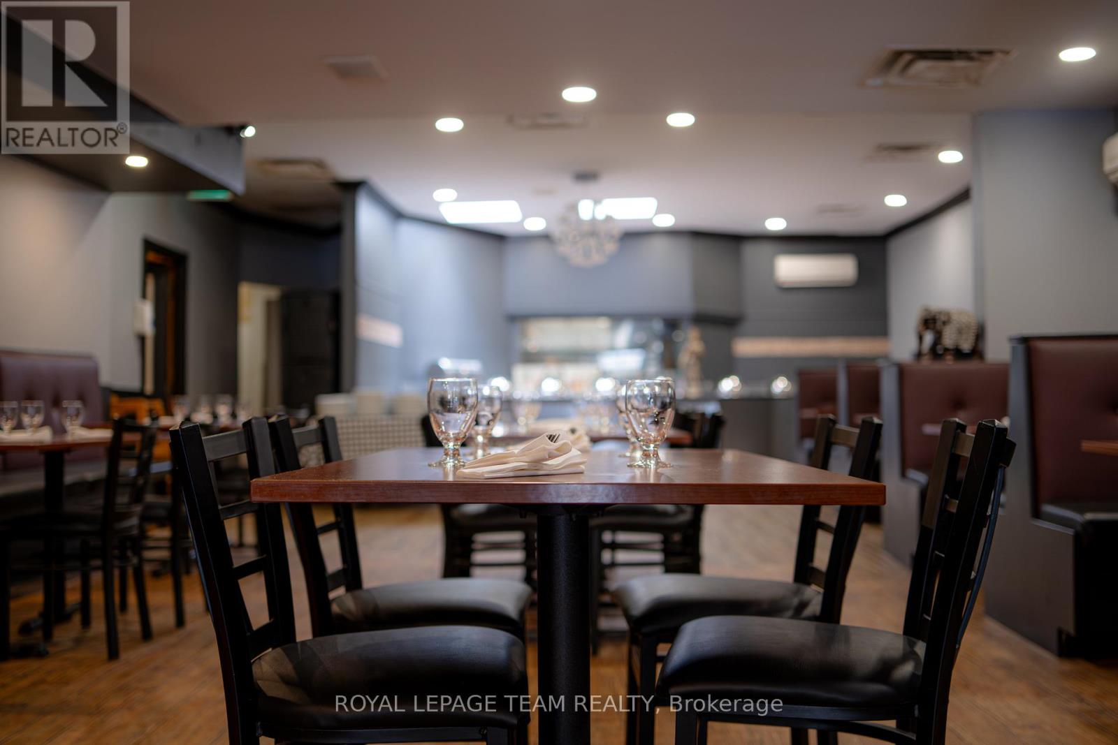 Photo 19 of 33 39 Clarence Street, Ottawa ON