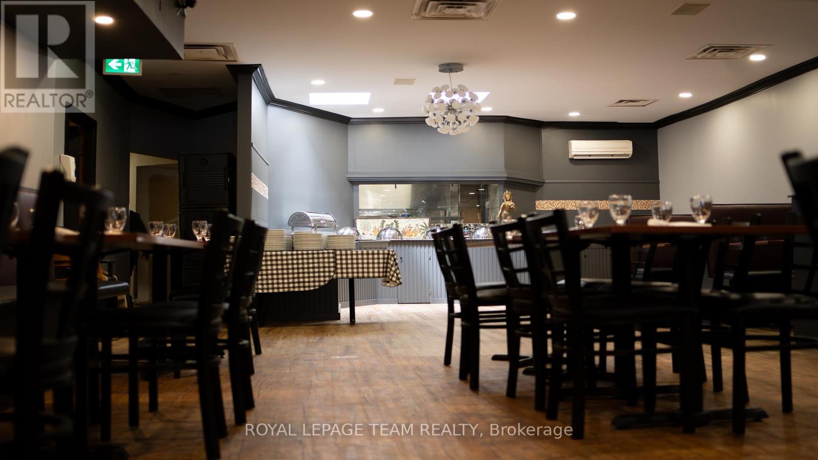 Photo 18 of 33 39 Clarence Street, Ottawa ON