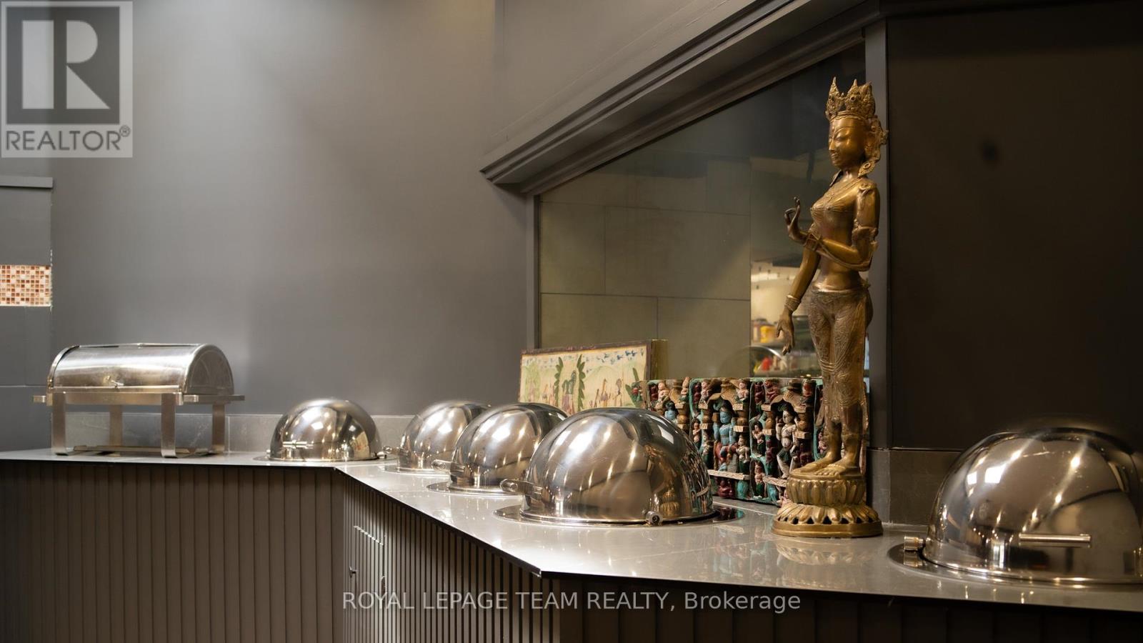 Photo 1 of 33 39 Clarence Street, Ottawa ON