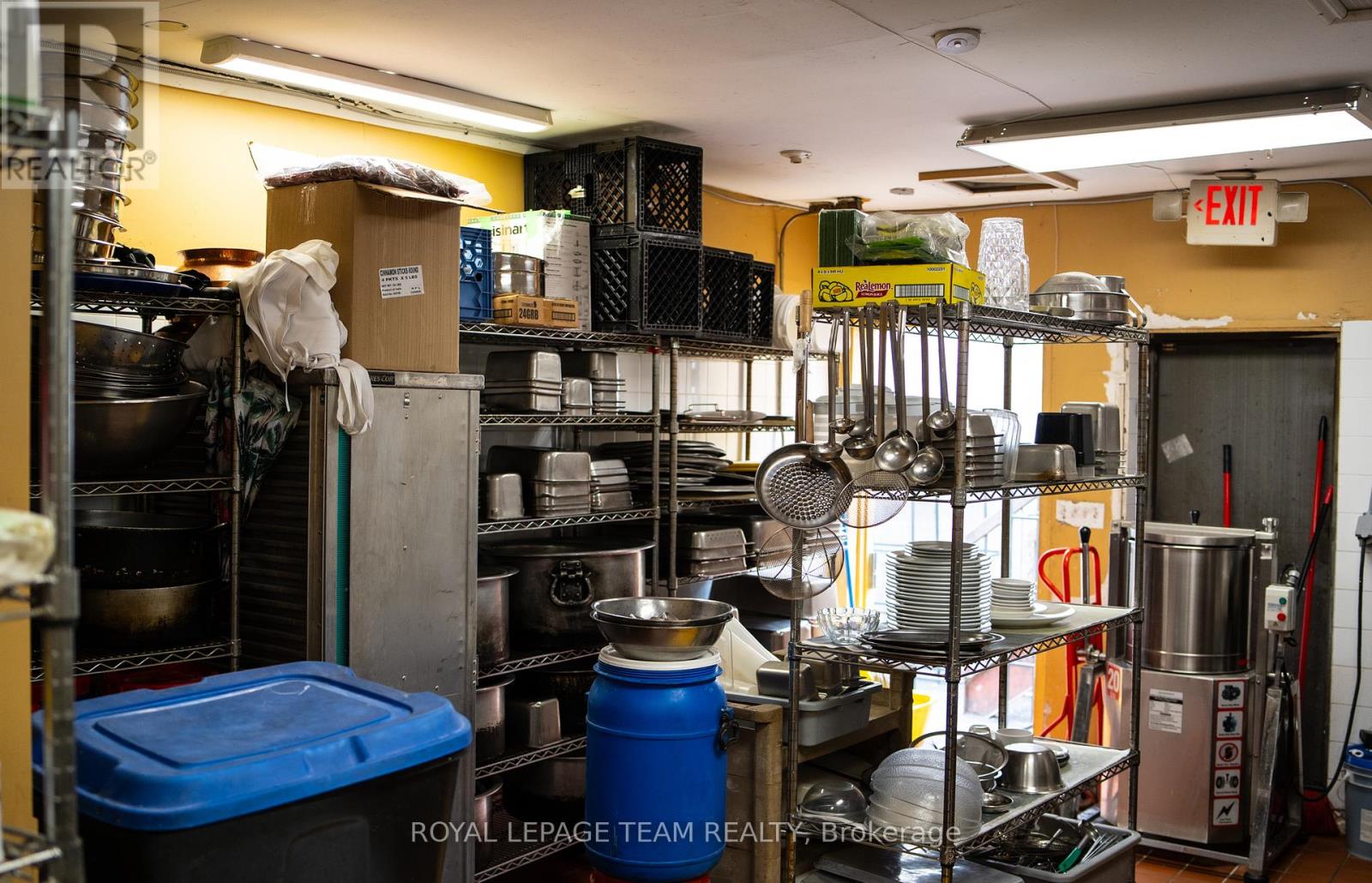 Photo 14 of 33 39 Clarence Street, Ottawa ON