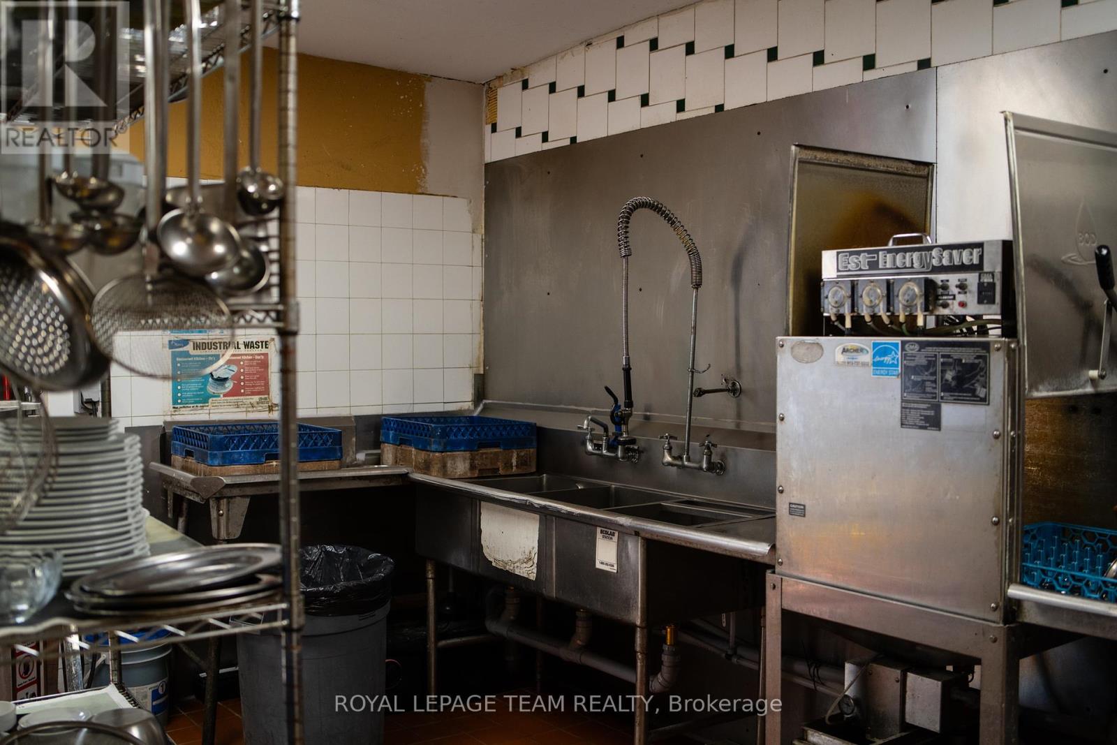 Photo 13 of 33 39 Clarence Street, Ottawa ON