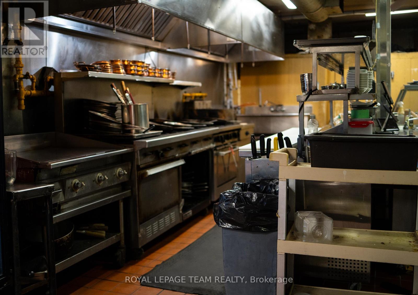 Photo 22 of 33 39 Clarence Street, Ottawa ON