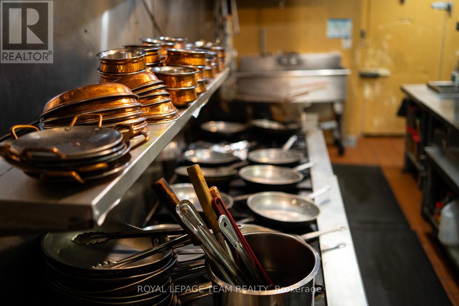 Photo 28 of 33 39 Clarence Street, Ottawa ON