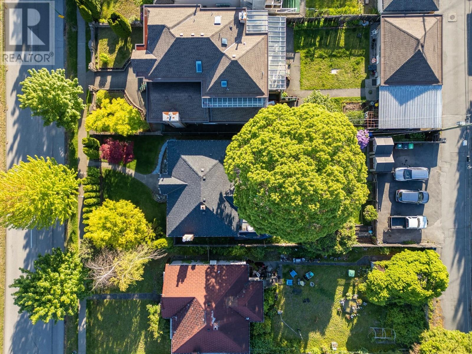 Photo 26 of 275 W King Edward Avenue, Vancouver BC