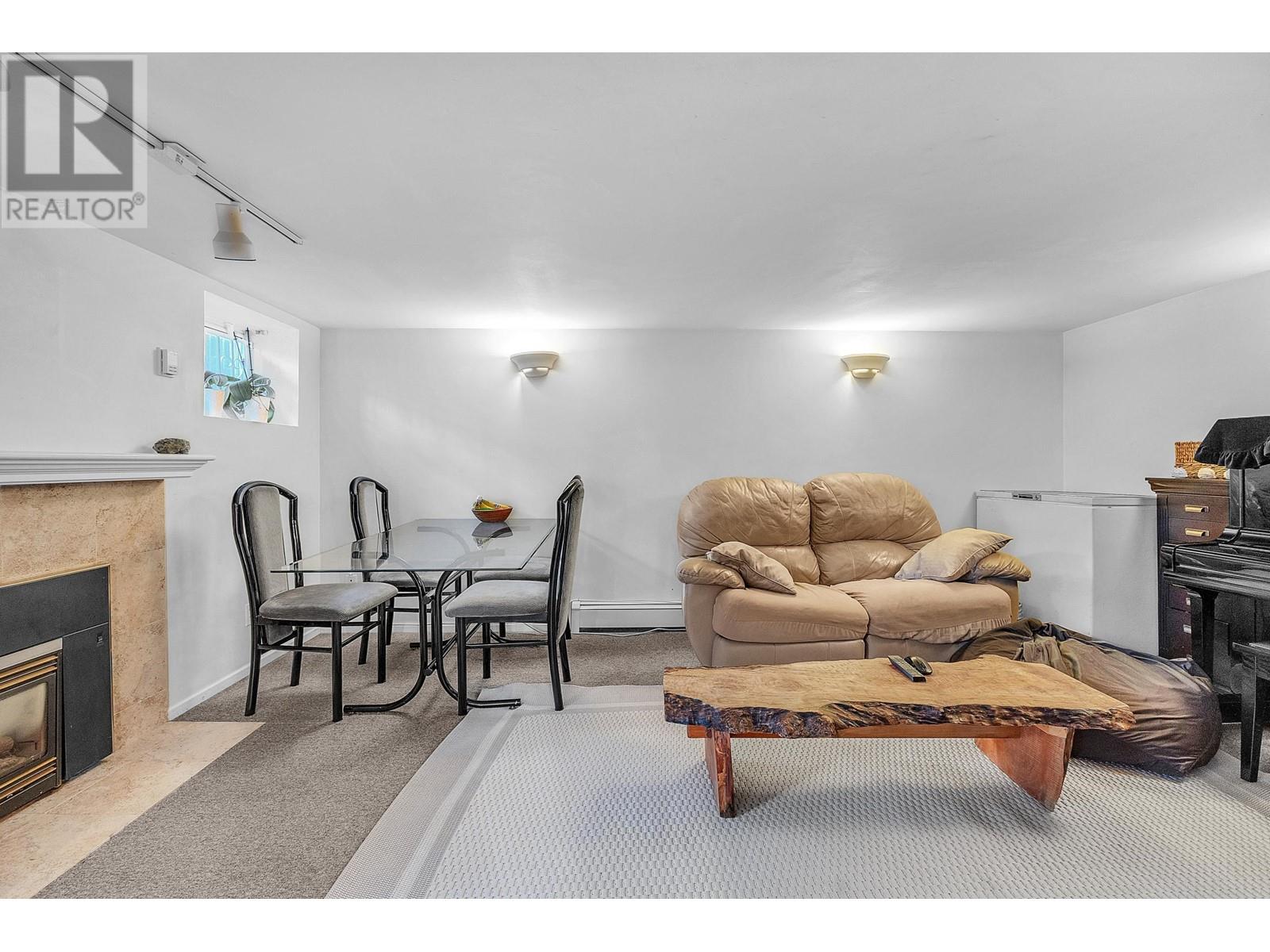 Photo 9 of 275 W King Edward Avenue, Vancouver BC