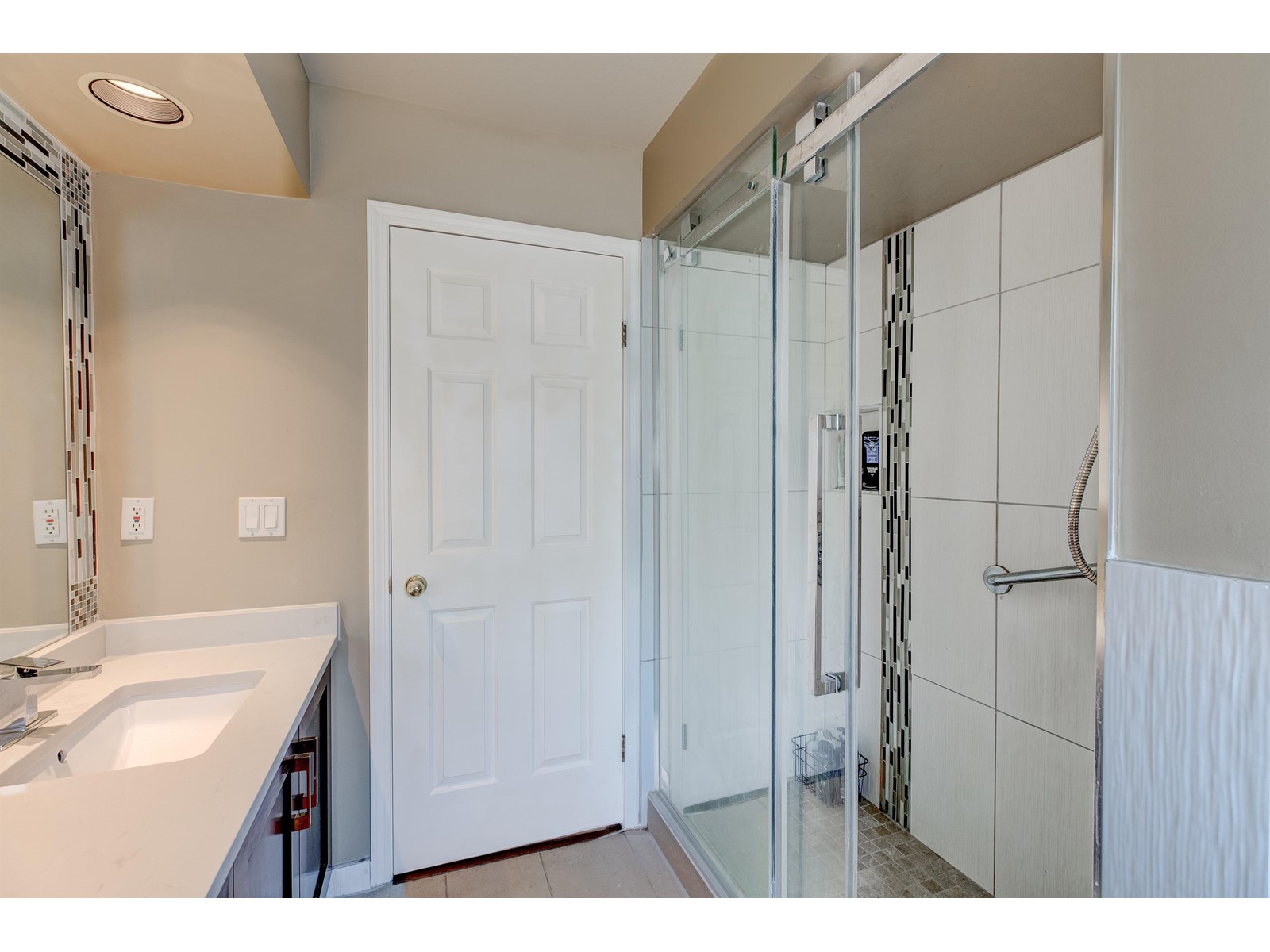Photo 29 of 16661 Cherryhill Crescent, Surrey BC