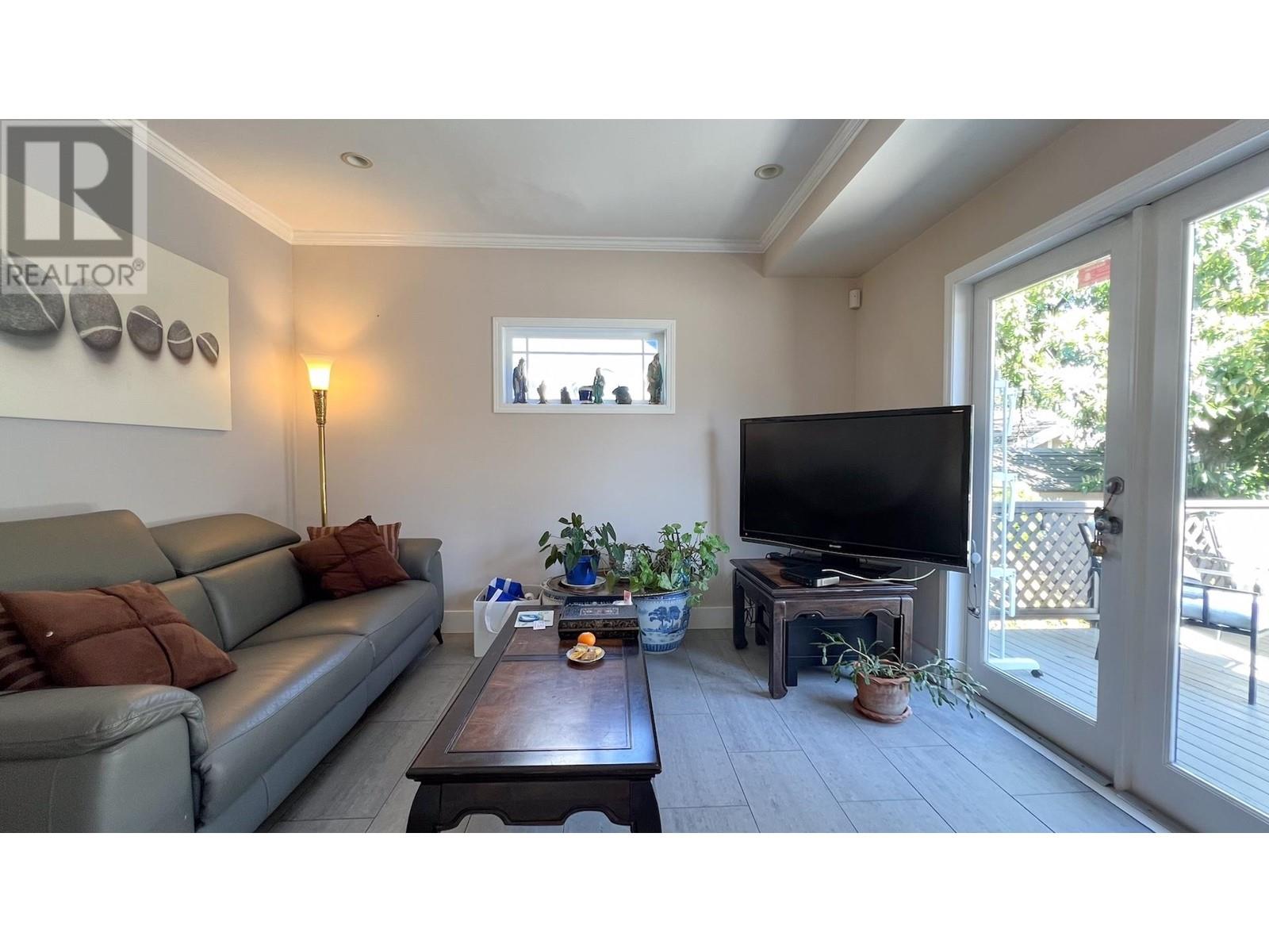 Photo 11 of 3090 Discovery Street, Vancouver BC