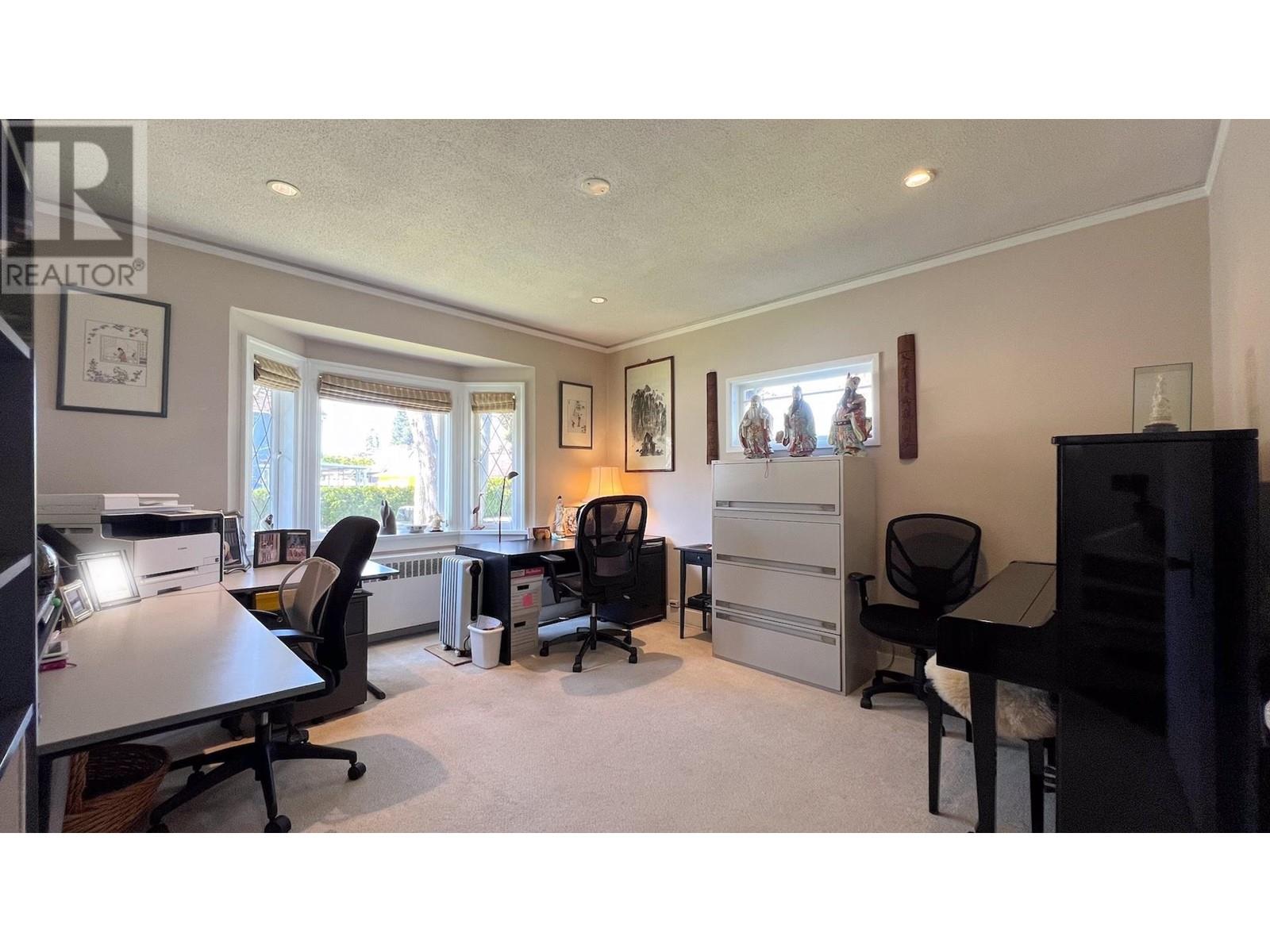 Photo 13 of 3090 Discovery Street, Vancouver BC