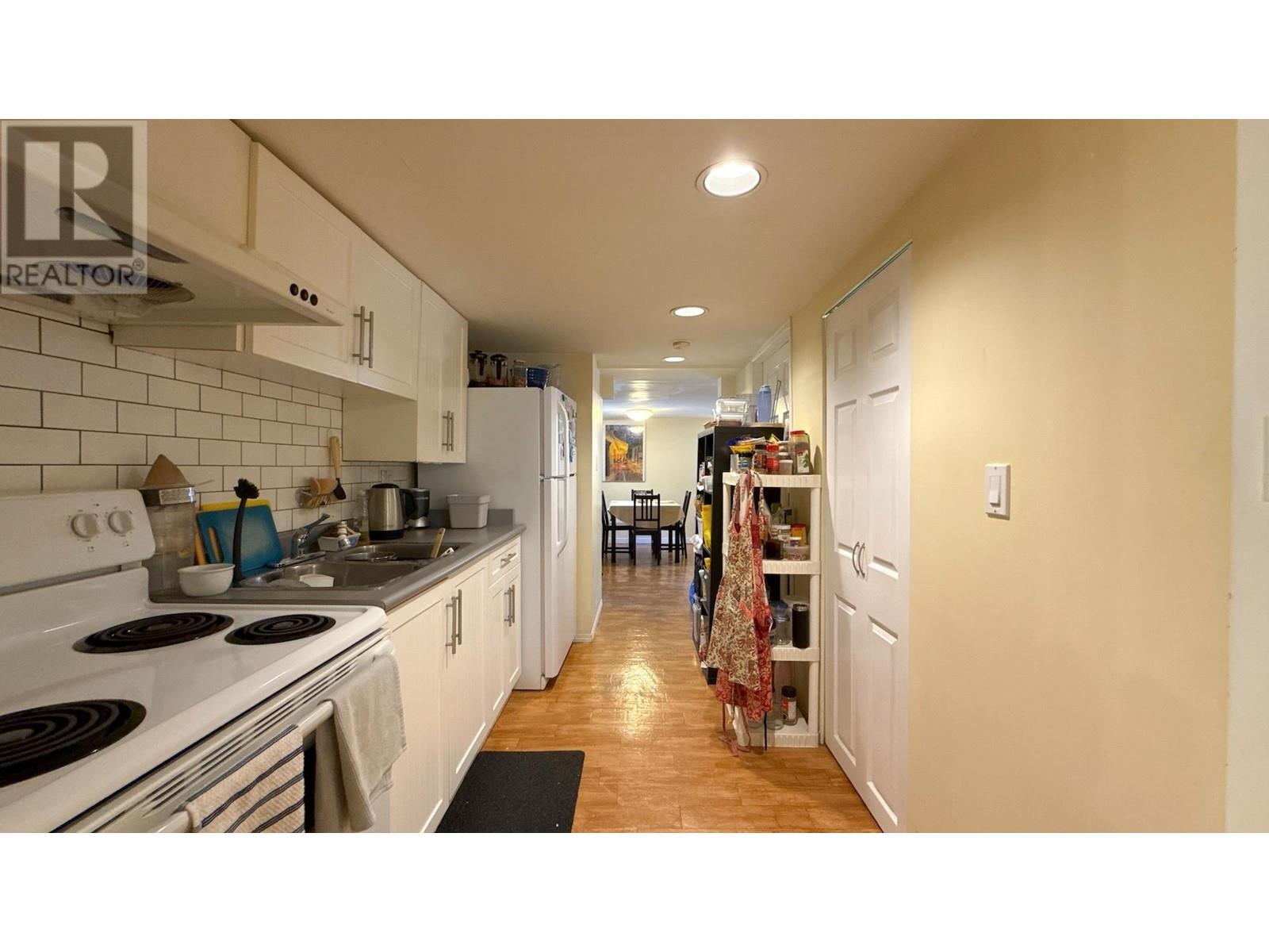 Photo 26 of 3090 Discovery Street, Vancouver BC