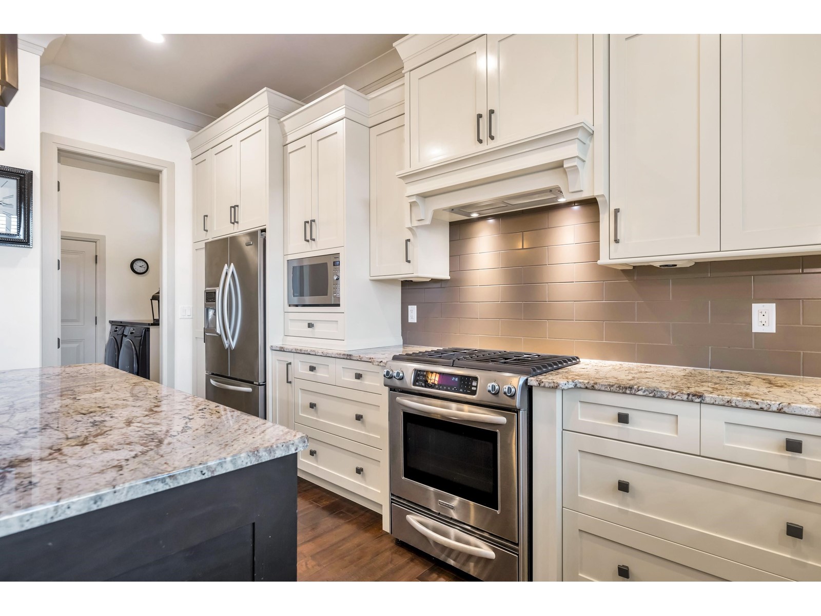 Photo 12 of 1 35689 Goodbrand Drive, Abbotsford BC