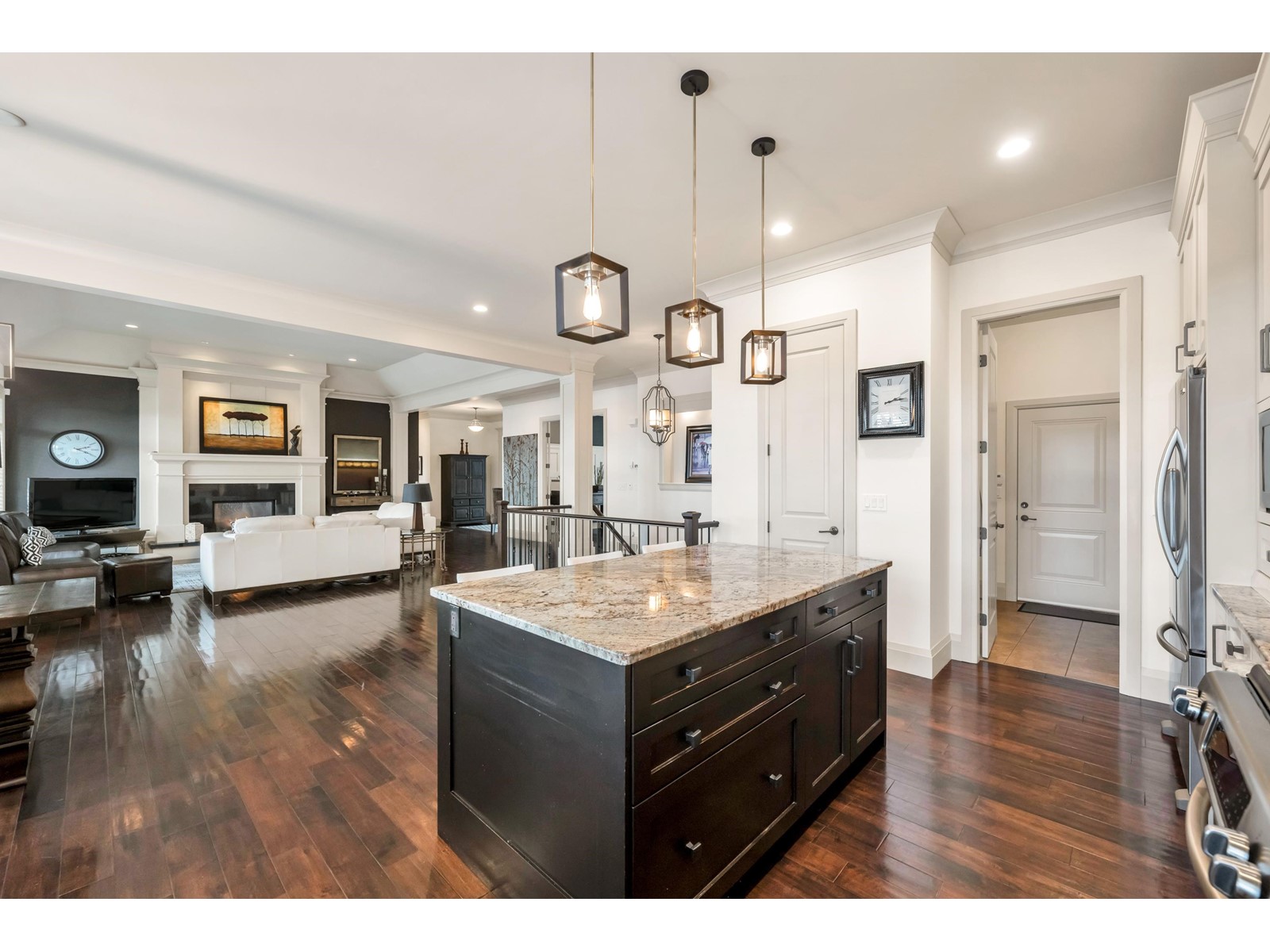 Photo 11 of 1 35689 Goodbrand Drive, Abbotsford BC