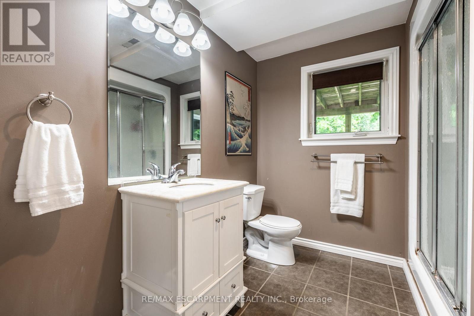 Photo 38 of 1323 8th Concession Road W, Hamilton ON