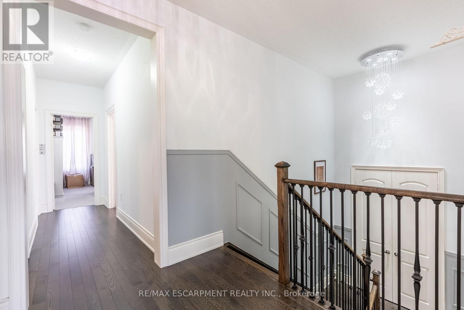 Photo 1 of 219 Humphrey Street, Hamilton ON