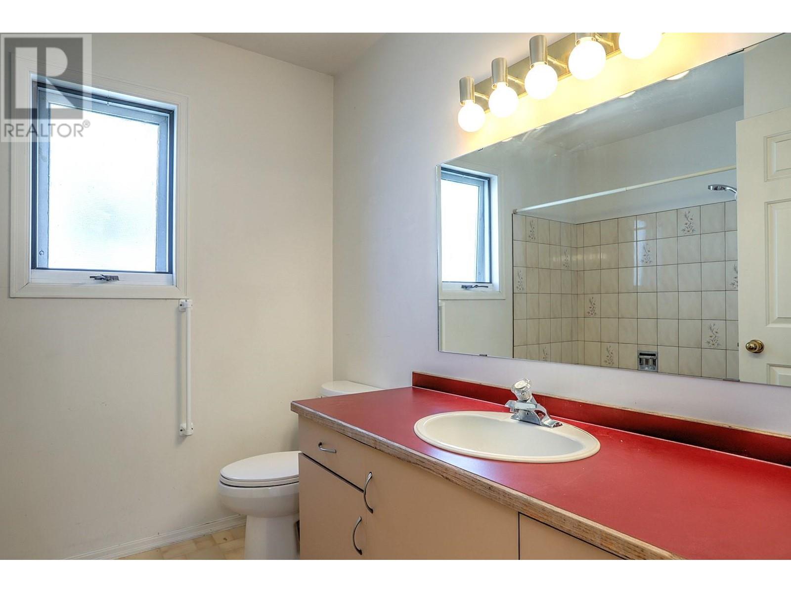 Photo 35 of 6732 Foothills Drive, Vernon BC