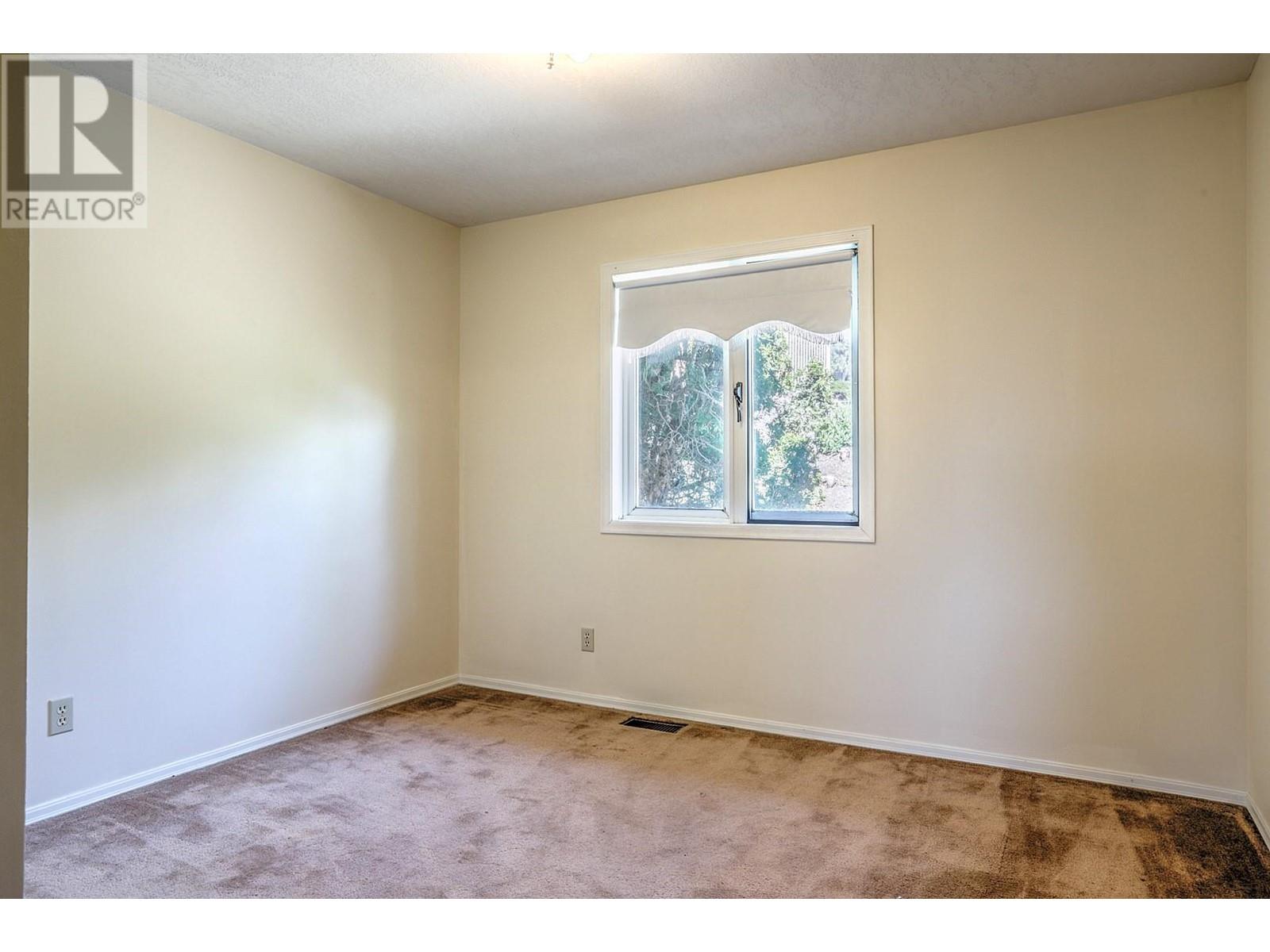 Photo 33 of 6732 Foothills Drive, Vernon BC