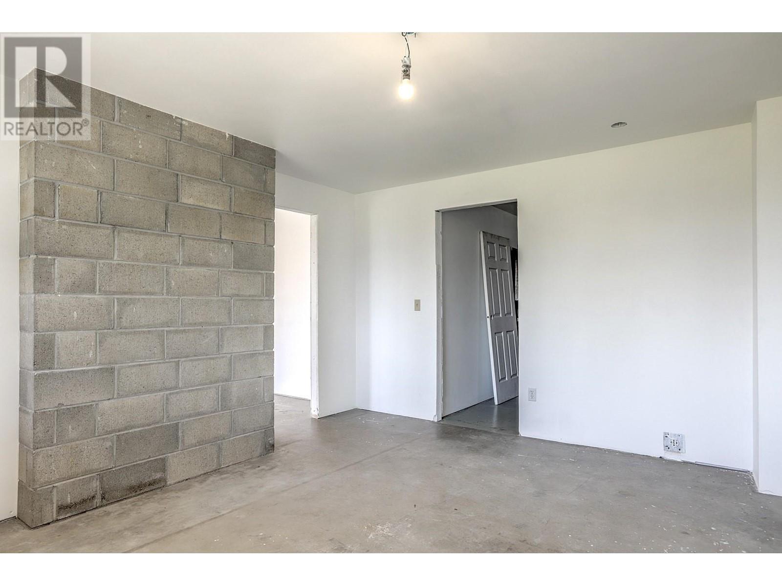 Photo 45 of 6732 Foothills Drive, Vernon BC