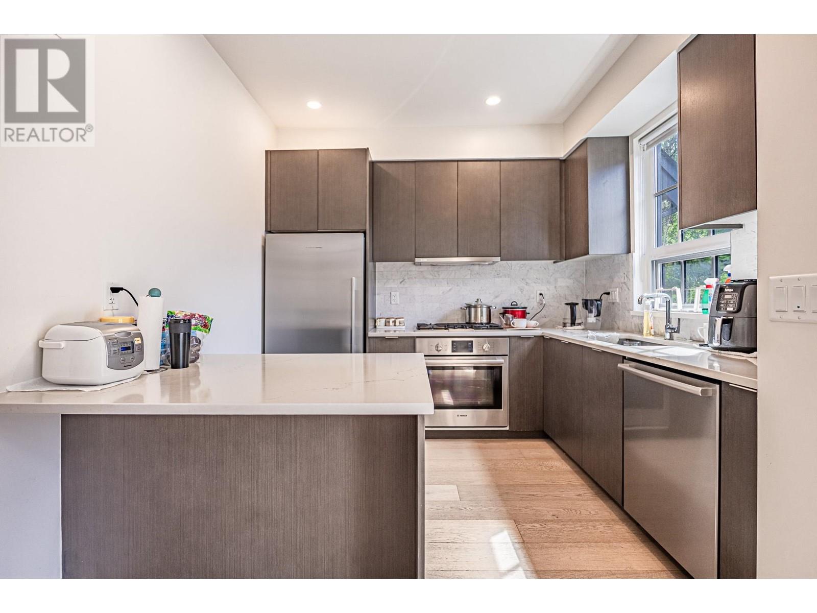 7903 OAK STREET, Vancouver