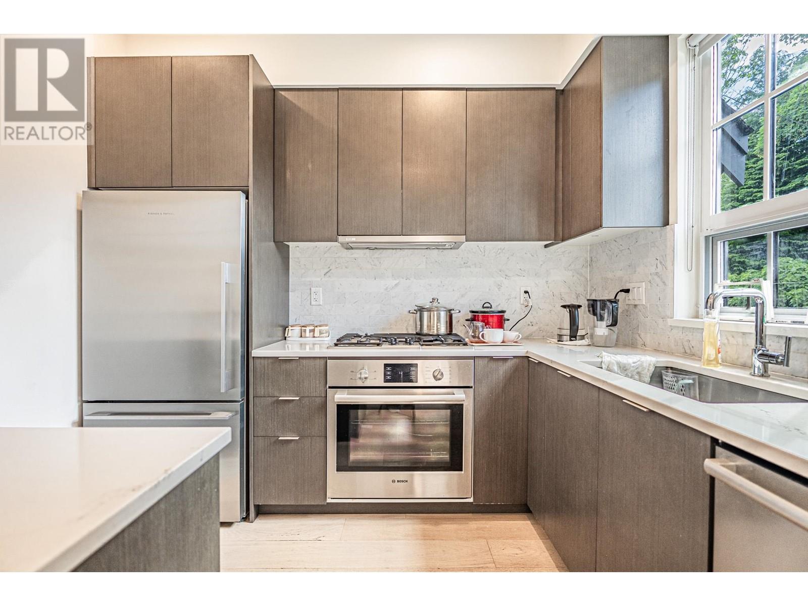 7903 OAK STREET, Vancouver