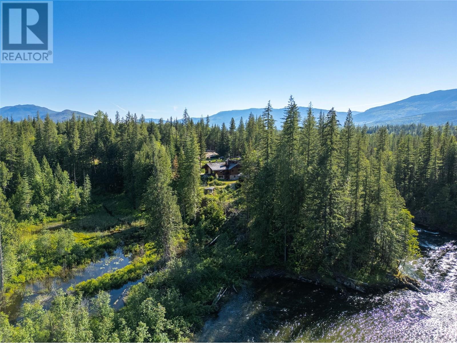 1415 Seymour River Road N, Seymour Arm