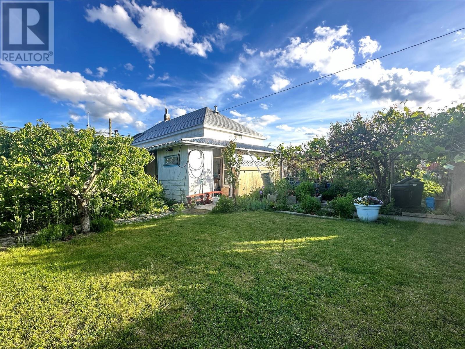 1625 68TH Avenue, Grand Forks