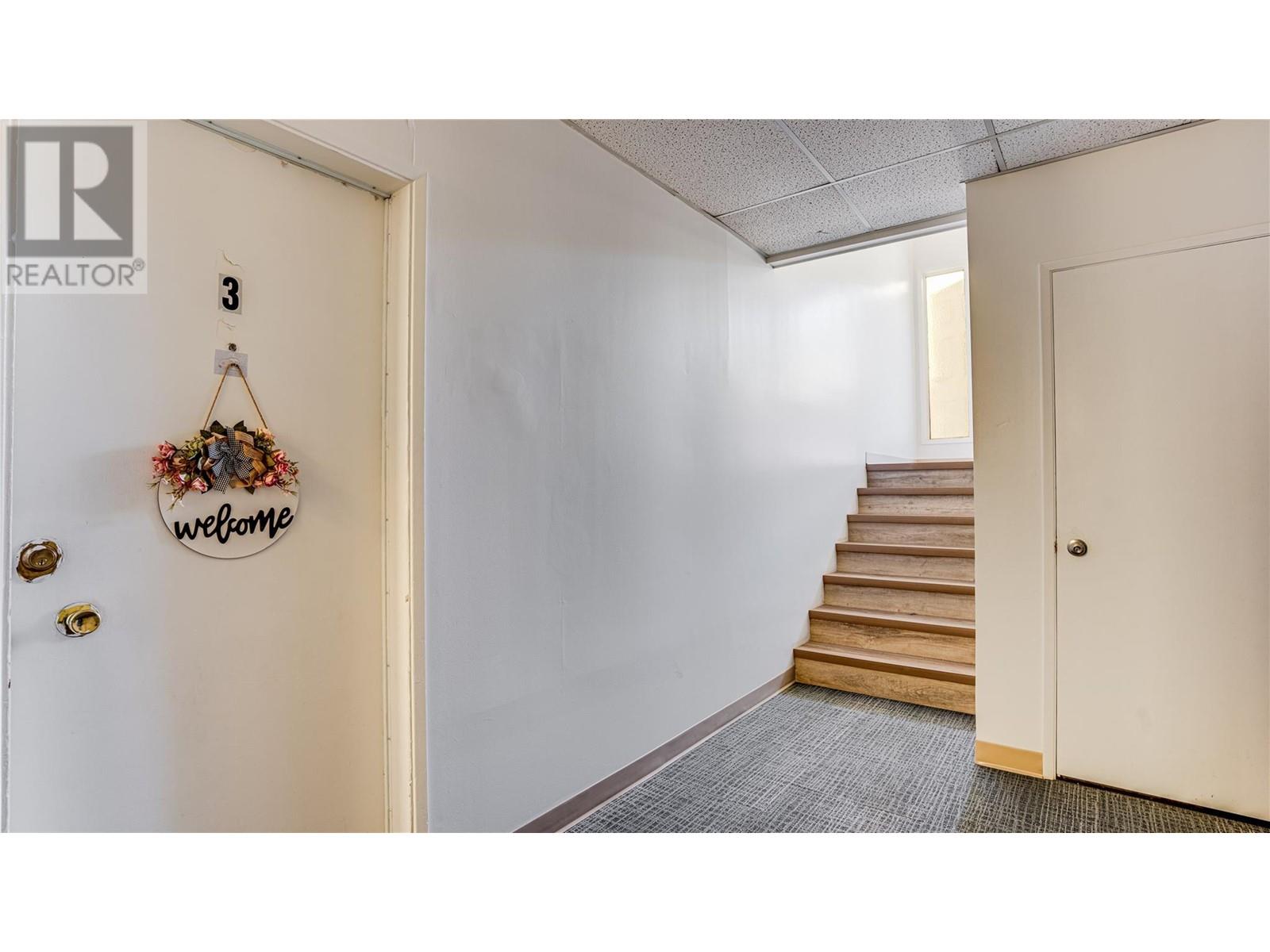 1604 45 Street, Vernon
