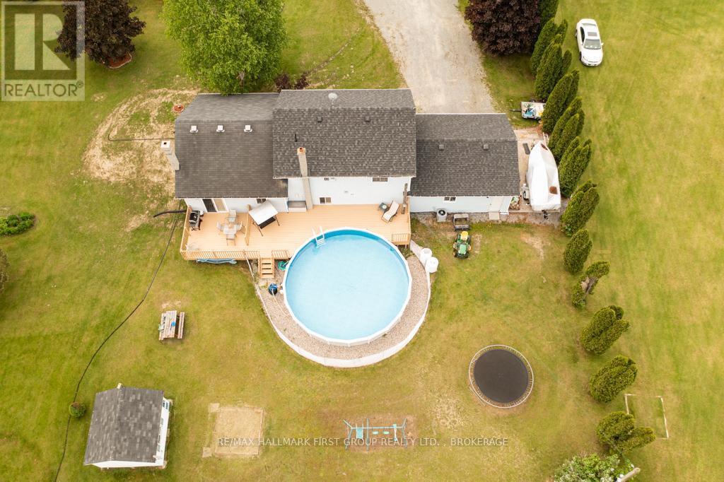 Photo 25 of 2202 Sands Road, Frontenac ON