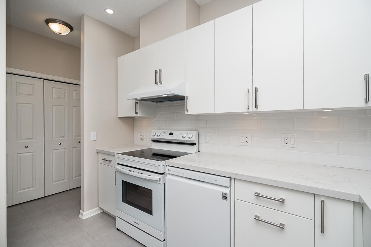 Photo 16 of Unit 26 15677 24 Avenue, Surrey BC