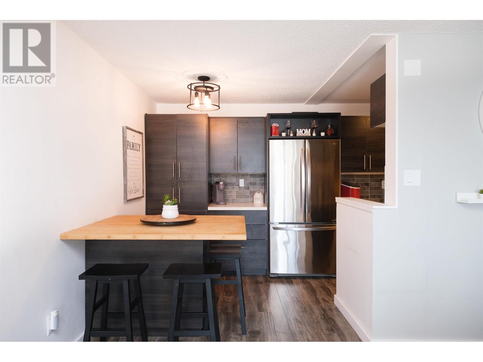 Photo 9 of 228 3451 Springfield Drive, Richmond BC